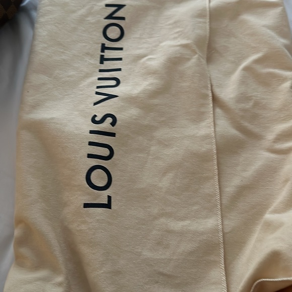 Purchased this bag in 2020 and haven’t really used it. Have receipts & dust bag - Picture 5 of 6